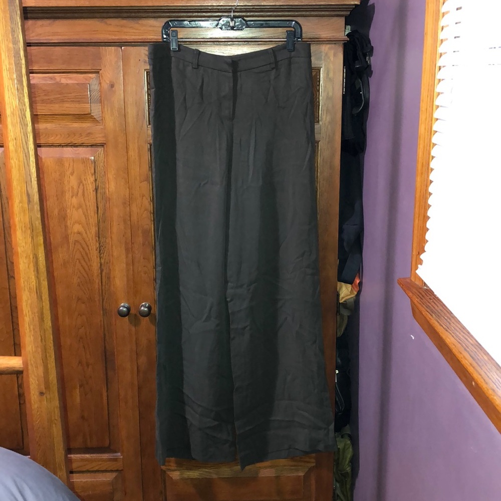 New worth olive wide leg lyocell pants 10